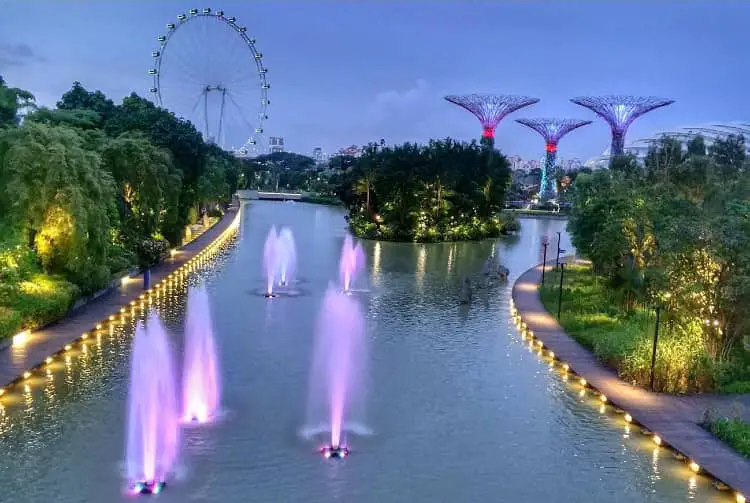 Gardens by the Bay visit with your girlfriend in Singapore