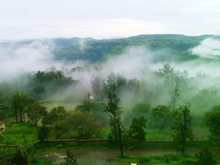 Panchgani a best place to visit in maharashtra during monsoon